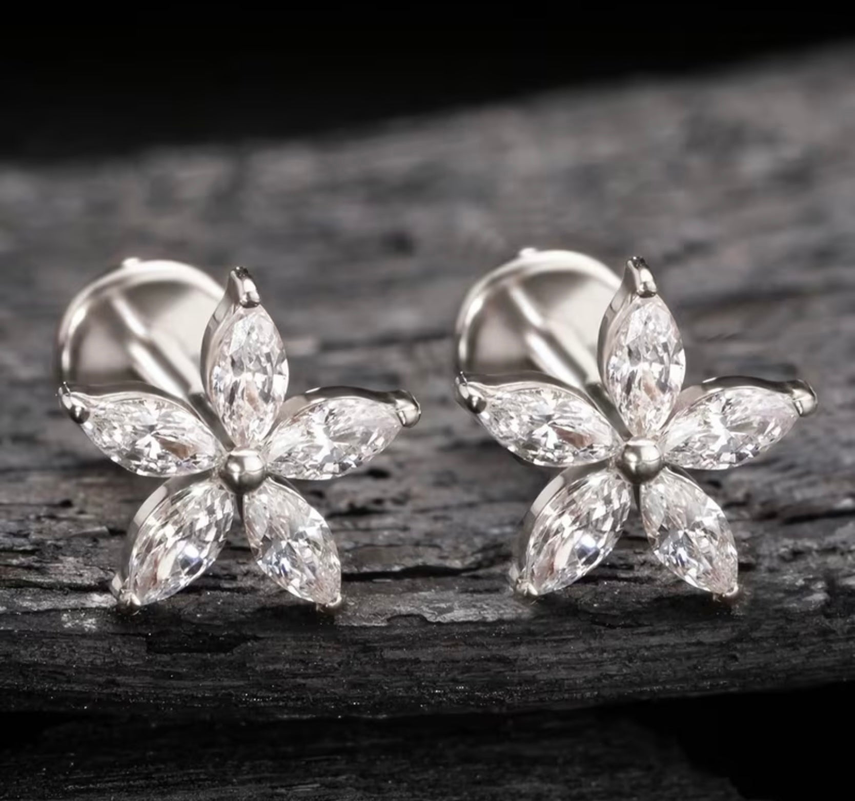 Flat back Flower Earrings