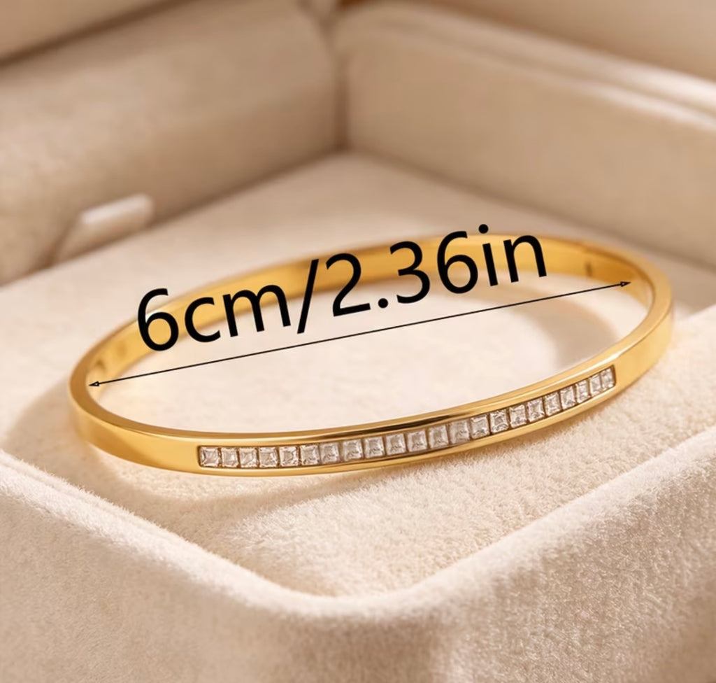 Stainless steel 18k Gold Plated Women’s Stackable Bangle
