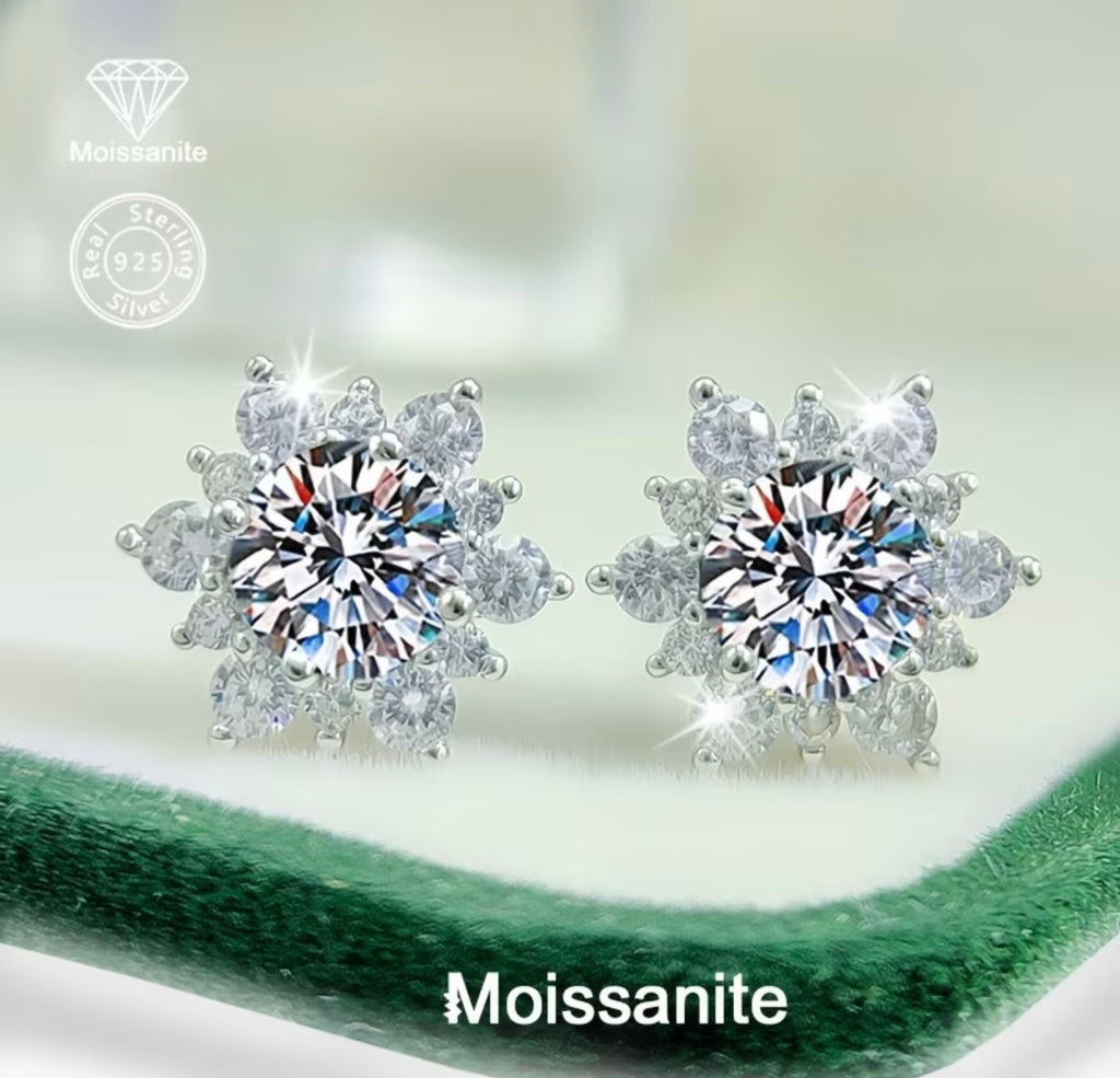Snowflake 1 Carat White Moissanite S925 Silver Earrings